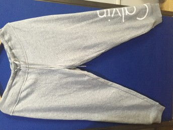 厂家倒闭清仓，全新CK男裤低价处理